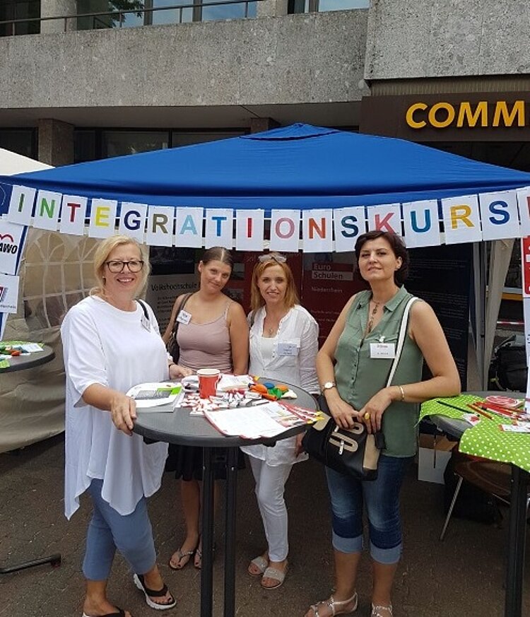 Euro-Schulen beim "Fest der Kulturen" Euro-Schulen beim "Fest der Kulturen"