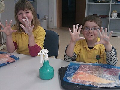 Projekt "Kinder lernen alte Handwerke kennen" Projekt "Kinder lernen alte Handwerke kennen"