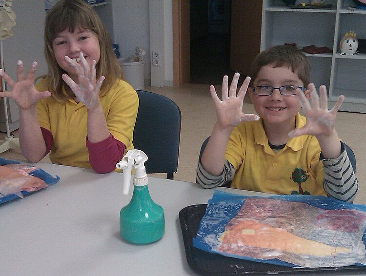 Projekt "Kinder lernen alte Handwerke kennen" Projekt "Kinder lernen alte Handwerke kennen"