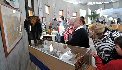 Ausstellung erzählt Geschichte der Wolgadeutschen Ausstellung erzählt Geschichte der Wolgadeutschen-1