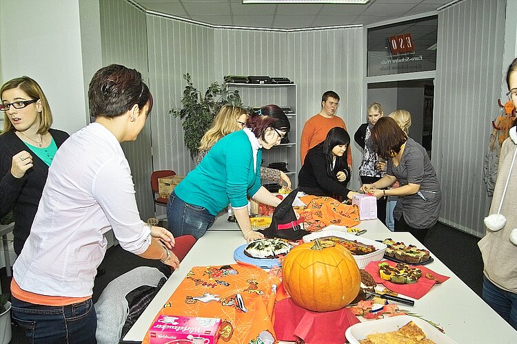 Halloween-Basar für einen guten Zweck Halloween-Basar für einen guten Zweck