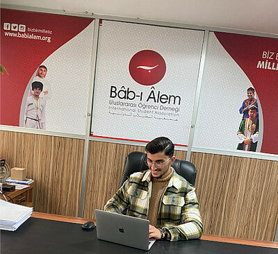 Ehemaliger Azubi der Euro-Schulen Berlin macht Praktikum in Istanbul Ehemaliger Azubi der Euro-Schulen Berlin macht Praktikum in Istanbul-1