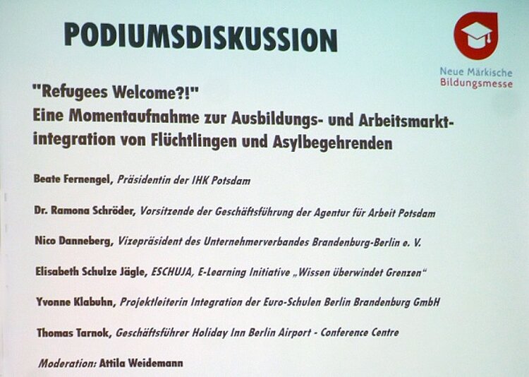 Neue Märkische Bildungsmesse: Podiumsdiskussion zum Thema "Refugees Welcome?!"