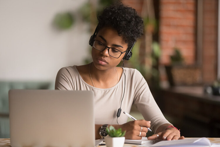 Erfolgreiche Teilnahme am Online-Tutorium