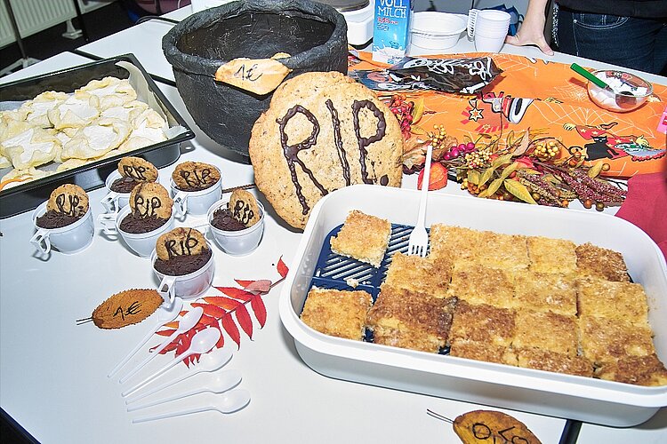 Halloween-Basar für einen guten Zweck Halloween-Basar für einen guten Zweck