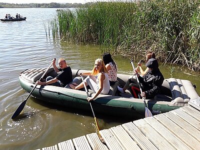Auf ins Abenteuer(camp)! Auf ins Abenteuer(camp)!
