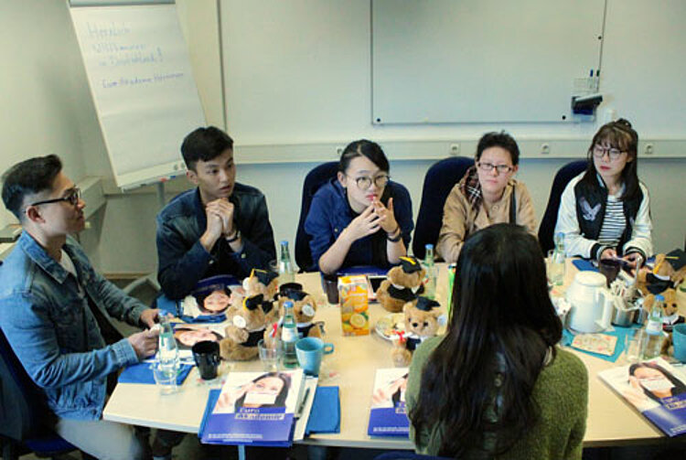 Shanghai Business School meets Euro Akademie Hannover Shanghai Business School meets Euro Akademie Hannover