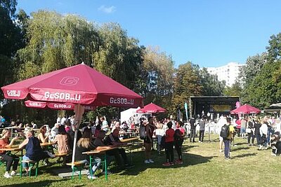 Flaggen- und Schriftsysteme-Quiz als Publikumsrenner Flaggen- und Schriftsysteme-Quiz als Publikumsrenner