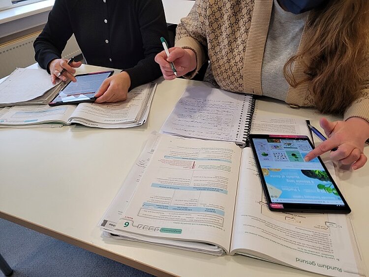 Tablets für den Präsenz- und Online-Unterricht Tablets für den Präsenz- und Online-Unterricht