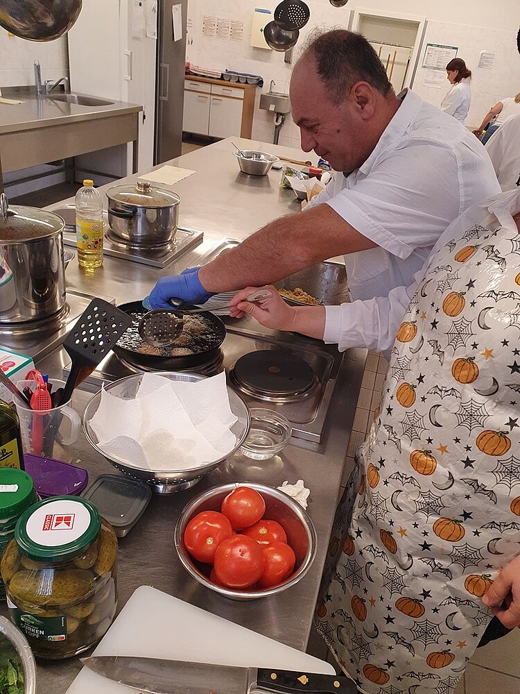 Verknüpfung von Sprache und Essen Verknüpfung von Sprache und Essen