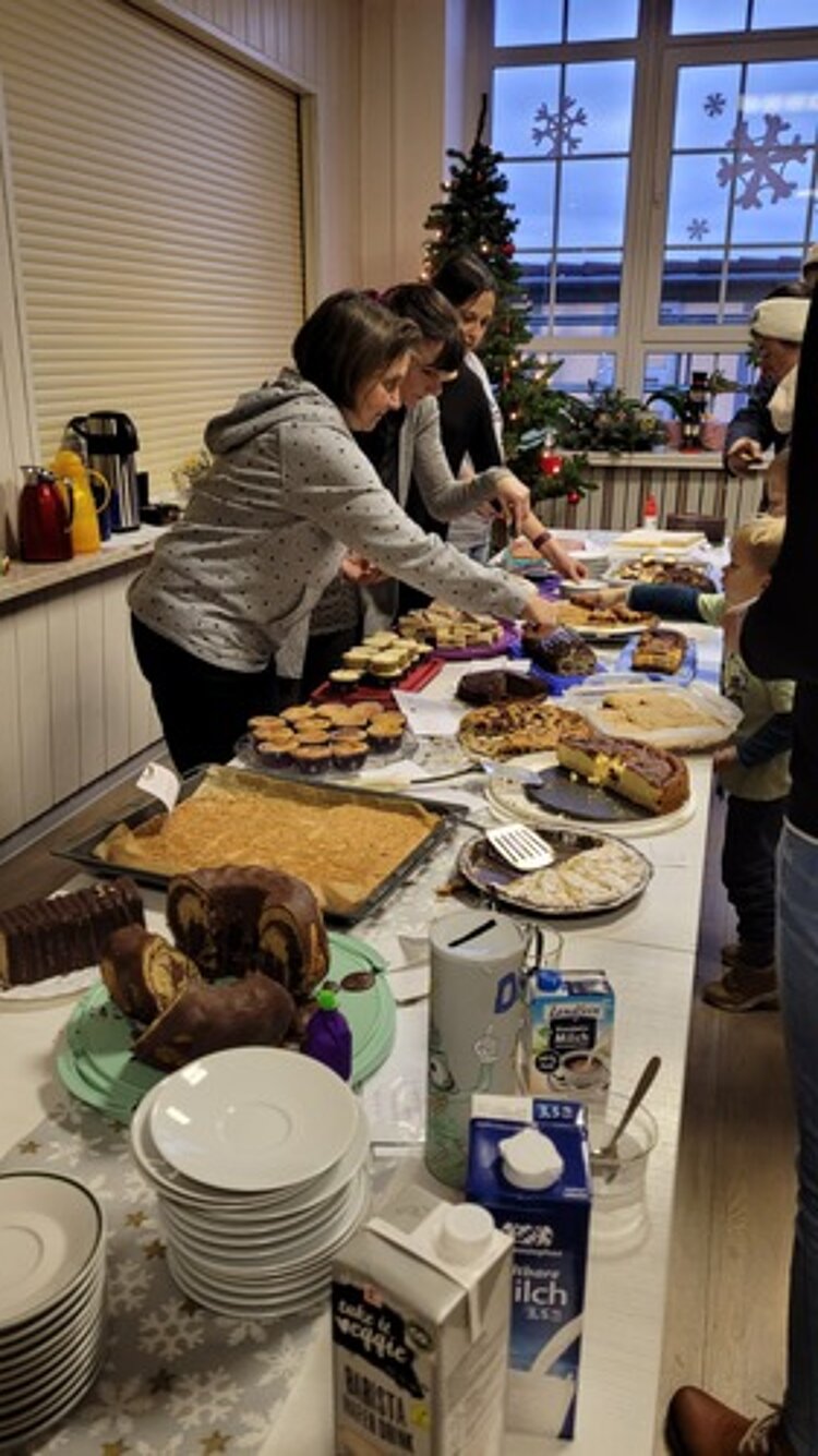 HoHoHo… Weihnachtliches Kinderfest an den Euro-Schulen Hohenstein-Ernstthal HoHoHo… Weihnachtliches Kinderfest an den Euro-Schulen Hohenstein-Ernstthal