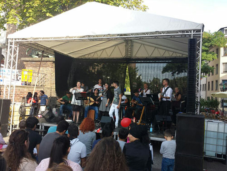 Euro-Schulen beim Fest der Kulturen Euro-Schulen beim Fest der Kulturen