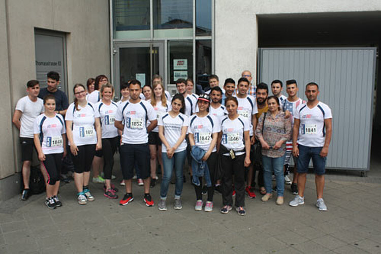Erfolgreich ans Ziel beim RUN Unternehmenslauf Erfolgreich ans Ziel beim RUN Unternehmenslauf