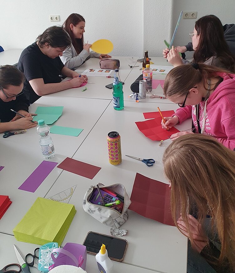 Osterdeko à la „Reha-Integrativ“: Kreativität trifft Gaumenfreude! Osterdeko à la „Reha-Integrativ“: Kreativität trifft Gaumenfreude!