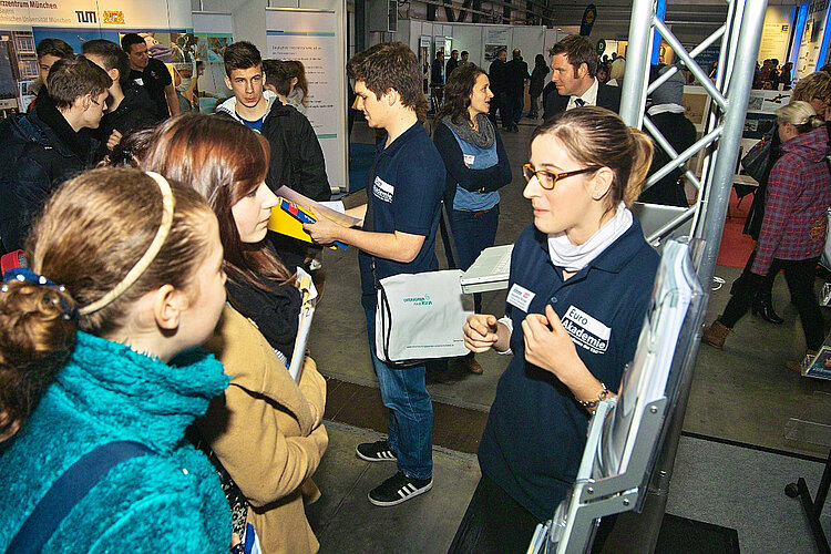 Berufsfachschulen als Euro Akademie Wittenberg auf der Bildungsmesse „Chance 2014“