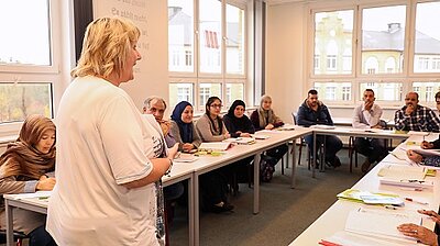 Erfolgreicher Abschluss unseres Integrationssprachkurses Erfolgreicher Abschluss unseres Integrationssprachkurses-1
