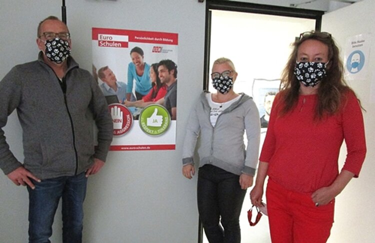Unterricht wieder aufgenommen! Unterricht wieder aufgenommen!