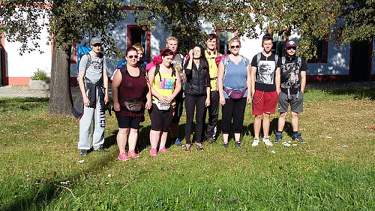 Pilgertour 2016 „Zwischen den Zeiten“ Pilgertour 2016 „Zwischen den Zeiten“
