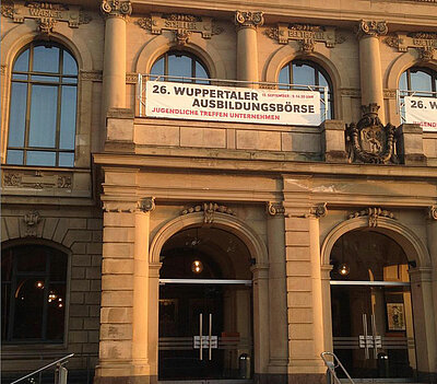 Integrationskursteilnehmer auf Ausbildungsbörse