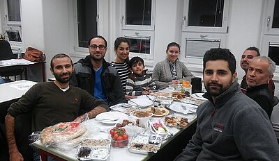 Kulinarisches Abschiedsessen mit Teilnehmern des Einstiegskurses Kulinarisches Abschiedsessen mit Teilnehmern des Einstiegskurses