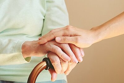 Pflegebasisqualifizierung Seniorenhelfer inklusive Betreuungskraft Pflegebasisqualifizierung Seniorenhelfer inklusive Betreuungskraft