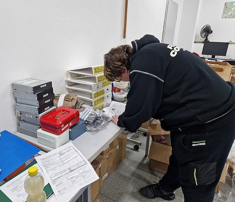 Für die Fachlageristen 22 steht die Zwischenprüfung kurz bevor Für die Fachlageristen 22 steht die Zwischenprüfung kurz bevor
