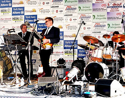 Dozent der Euro-Schulen rockt auf den Spuren der Stones Dozent der Euro-Schulen rockt auf den Spuren der Stones