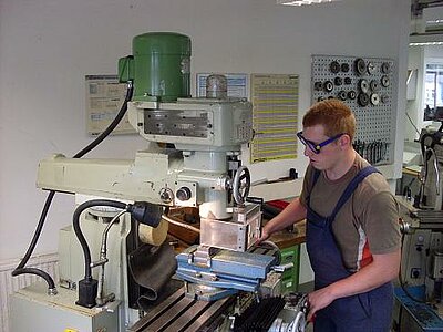 Umschulung Zerspanungsmechaniker beginnt