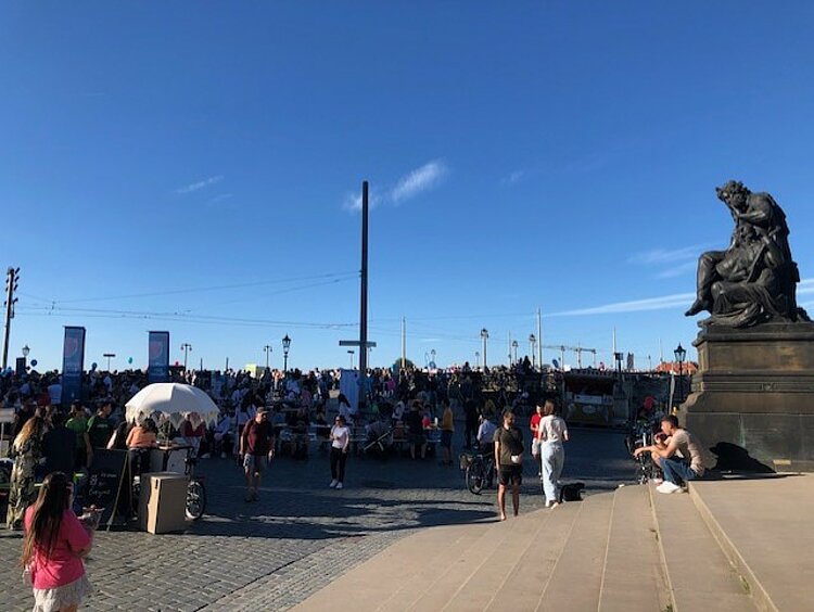 Gastmahl für alle – Dresden is(s)t bunt Gastmahl für alle – Dresden is(s)t bunt