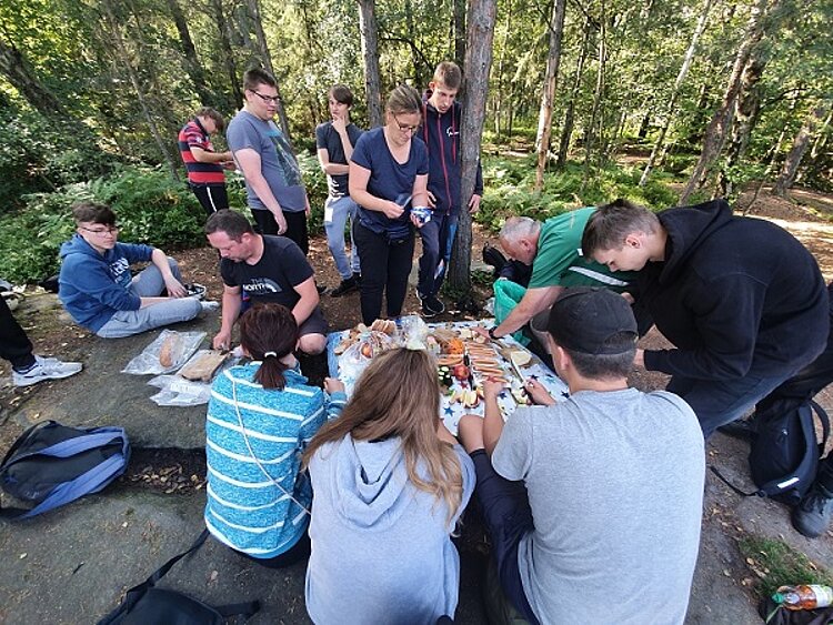 Exkursion zum Abenteuercamp