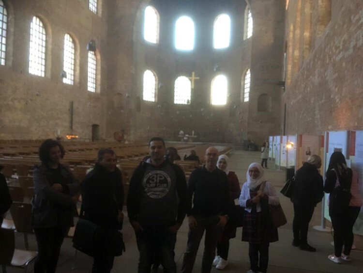 Orientierungskurs besucht Konstantinbasilika Orientierungskurs besucht Konstantinbasilika