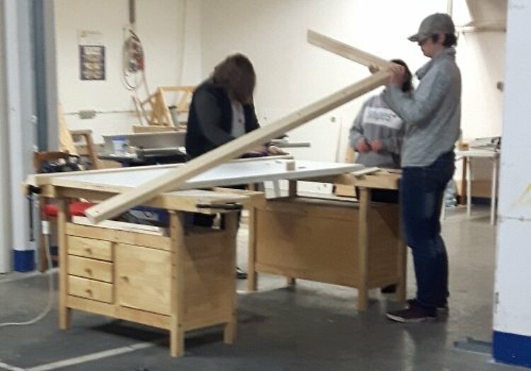 Projekte im handwerklichen Bereich in den Aktivierungshilfen "Kickstart" Projekte im handwerklichen Bereich in den Aktivierungshilfen "Kickstart"