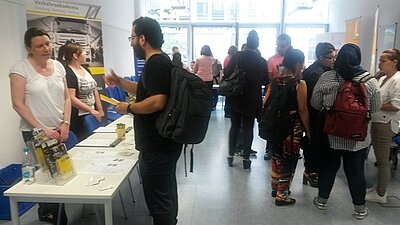 Fachkräftepotenziale nutzen: Migranten treffen Unternehmen 2.0 Fachkräftepotenziale nutzen: Migranten treffen Unternehmen 2.0