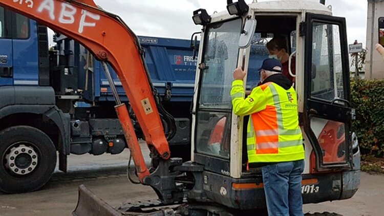 Eltern auf Tour – Unternehmen laden ein Eltern auf Tour – Unternehmen laden ein