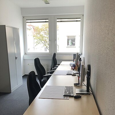 Staff only! Neuer Raum für unsere Lehrer*innen Staff only! Neuer Raum für unsere Lehrer*innen