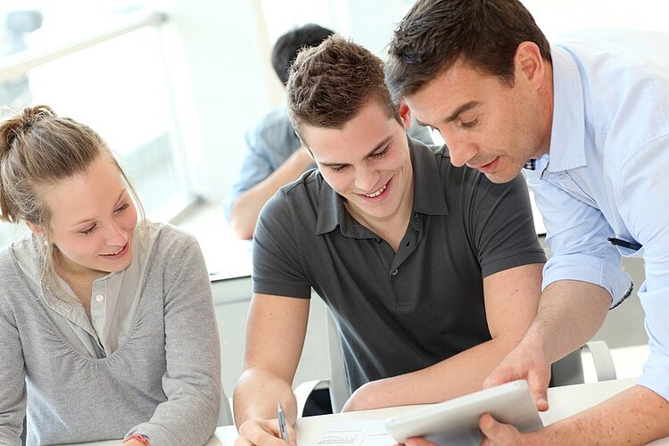 Start der ausbildungsbegleitenden Hilfen (abH) Start der ausbildungsbegleitenden Hilfen (abH)