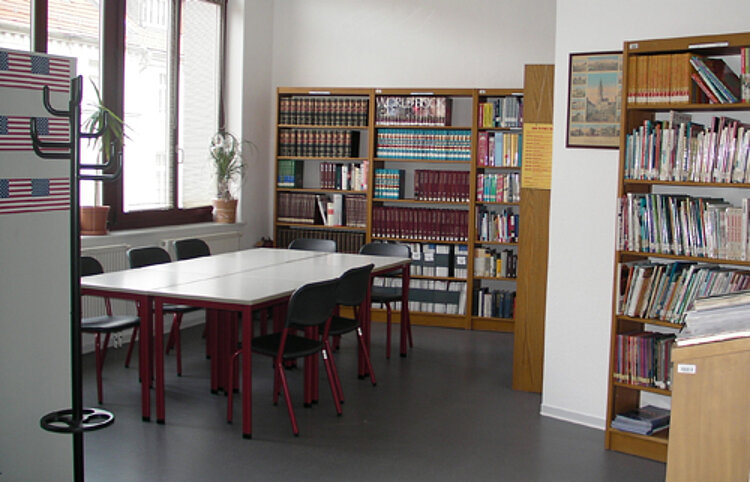 Feierliche Neueröffnung der Europa-Bibliothek