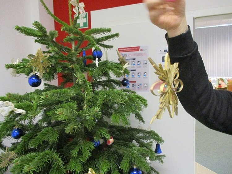 Hurra, die Weihnachtszeit ist da! Hurra, die Weihnachtszeit ist da!