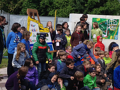 Wir sind dabei! – Kinderstadt „Halle an Salle“ Wir sind dabei! – Kinderstadt „Halle an Salle“-1