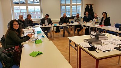 Erste Teilnehmer beenden die Maßnahme „Aktivierung Migranten“ Erste Teilnehmer beenden die Maßnahme „Aktivierung Migranten“