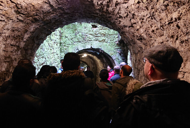 Teilnehmer des Förderzentrums für Flüchtlinge auf der Sparrenburg