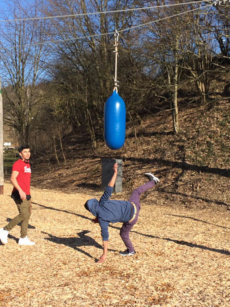 Ausflug mit PerjuF-Teilnehmern in den Sauerlandpark Hemer Ausflug mit PerjuF-Teilnehmern in den Sauerlandpark Hemer