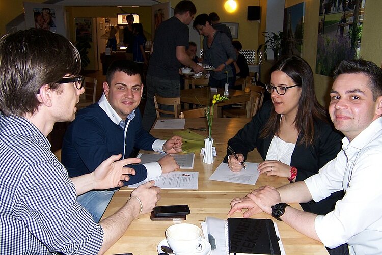 MobiPro-EU: Ein herzliches Willkommen für die beiden ersten Projektteilnehmer MobiPro-EU: Ein herzliches Willkommen für die beiden ersten Projektteilnehmer