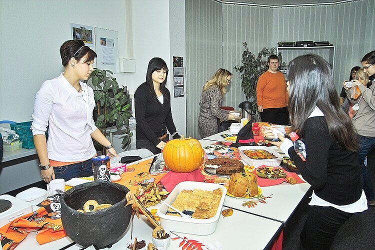 Halloween-Basar für einen guten Zweck Halloween-Basar für einen guten Zweck