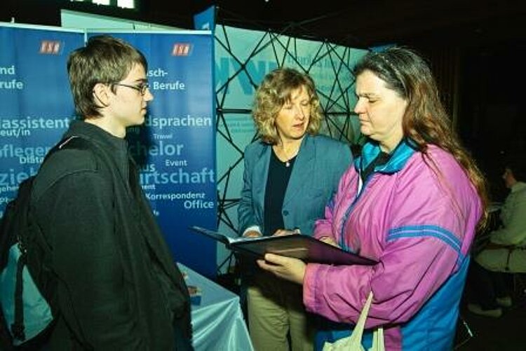 Erfolgreicher parentum-Eltern+Schülertag in Halle Erfolgreicher parentum-Eltern+Schülertag in Halle