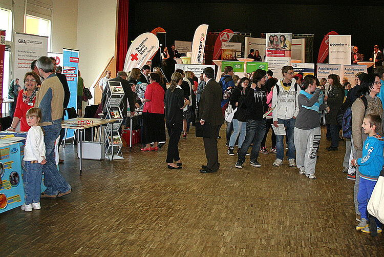 "Ausbildung JETZT" - Große Nachfrage nach den Bildungsangeboten der Euro-Schulen Magdeburg auf der Messe "Ausbildung JETZT" - Große Nachfrage nach den Bildungsangeboten der Euro-Schulen Magdeburg auf der Messe