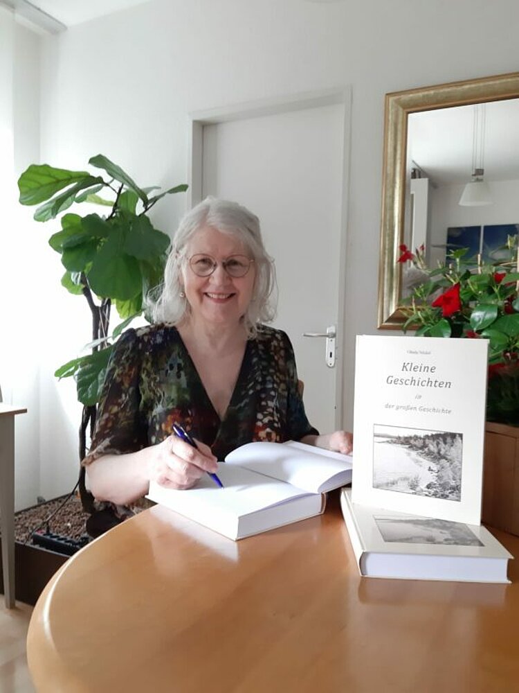 Kleine Geschichten in der großen Geschichte Kleine Geschichten in der großen Geschichte