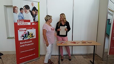 b-e-r-u-f: Berufsfindung, Berufung und eine Berufsfindungsmesse b-e-r-u-f: Berufsfindung, Berufung und eine Berufsfindungsmesse-1