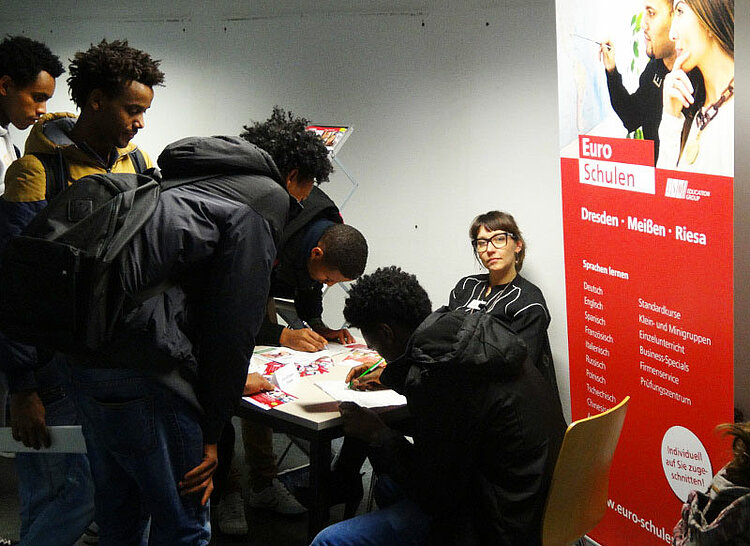 Euro-Schulen auf der Informationsbörse im Jobcenter Euro-Schulen auf der Informationsbörse im Jobcenter