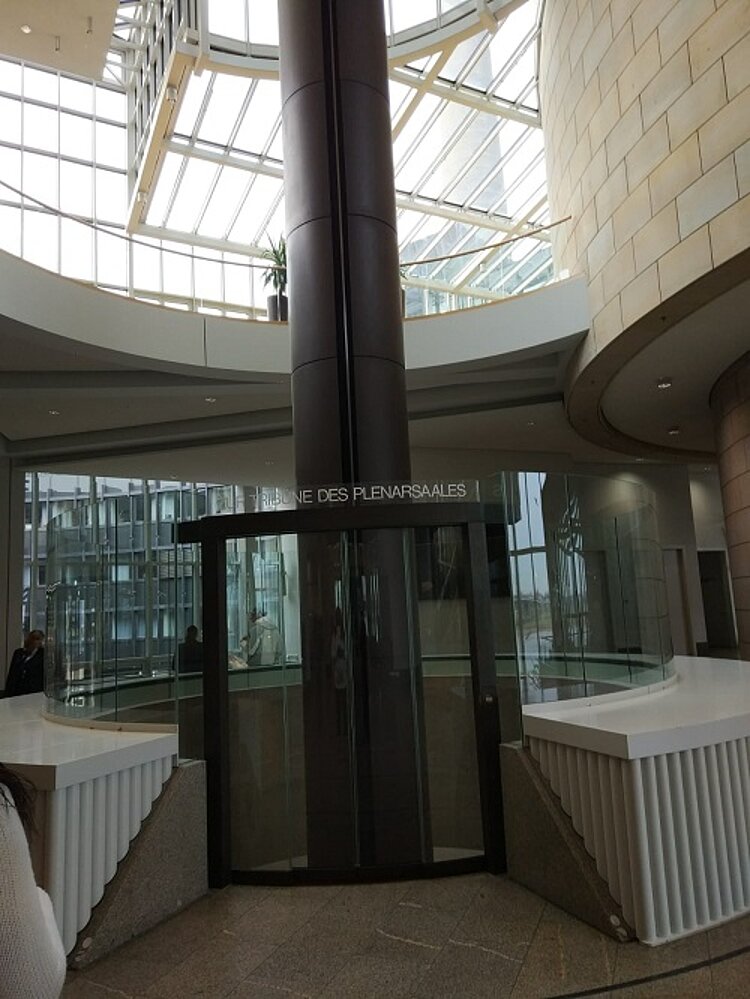 Ein Besuch beim Landtag in Düsseldorf Ein Besuch beim Landtag in Düsseldorf